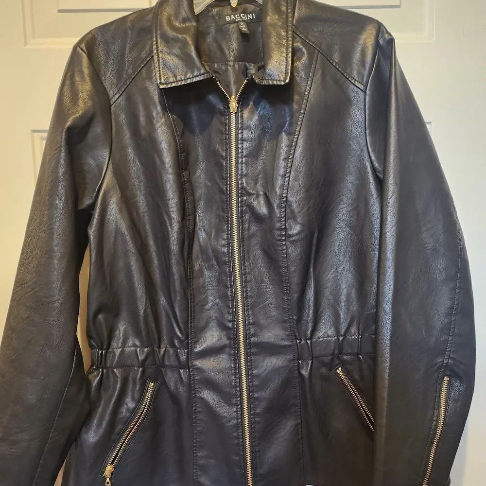Women's Black Jacket
